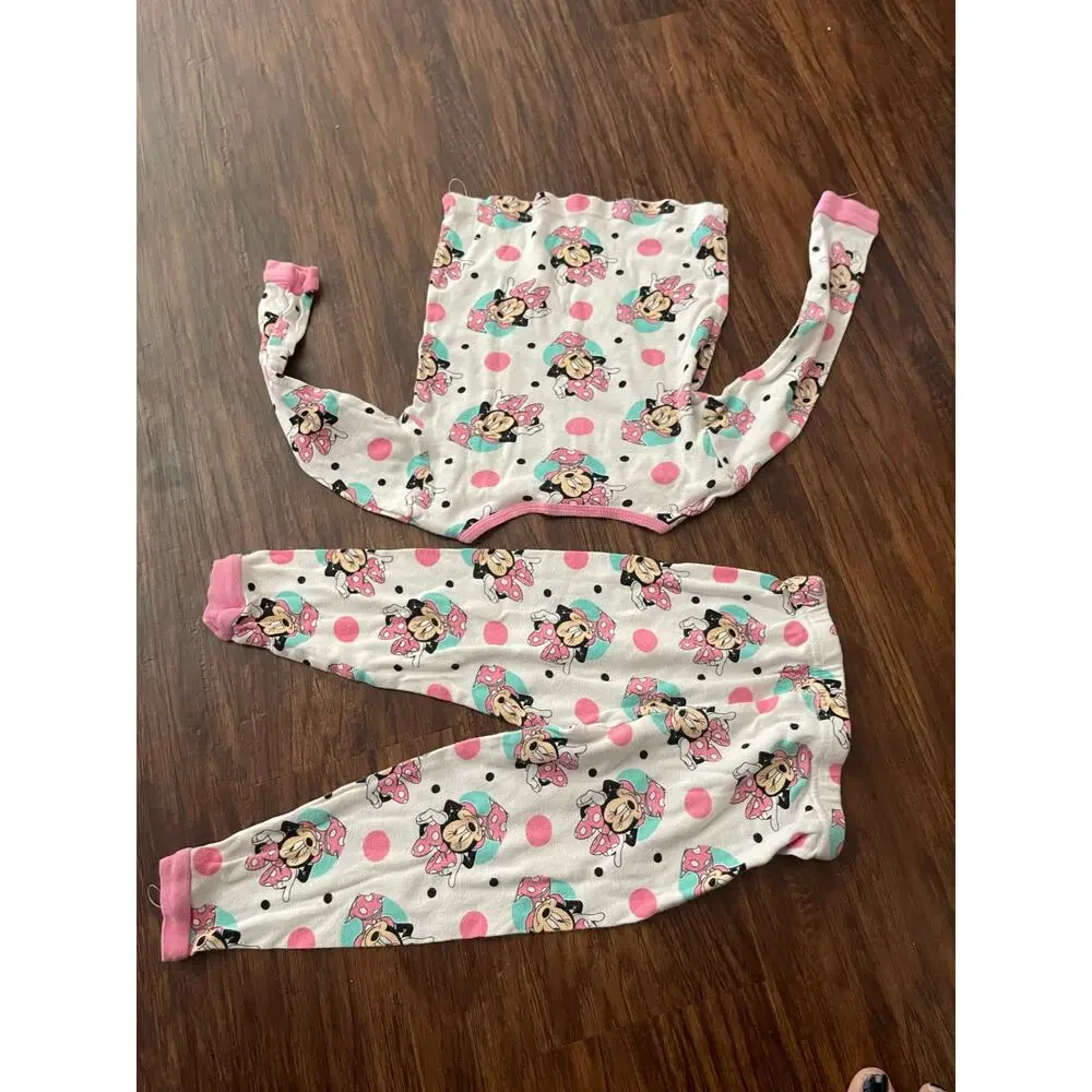 Disney girls 4t Minnie Mouse pajamas - Picture 3 of 3